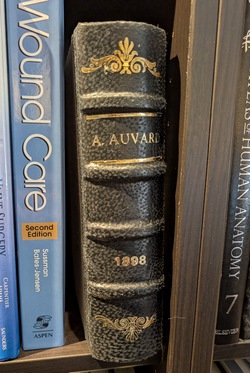 Repair process Auvard “Traité D’Accouchements” 1898 Repair process Auvard “Traité D’Accouchements” 1898